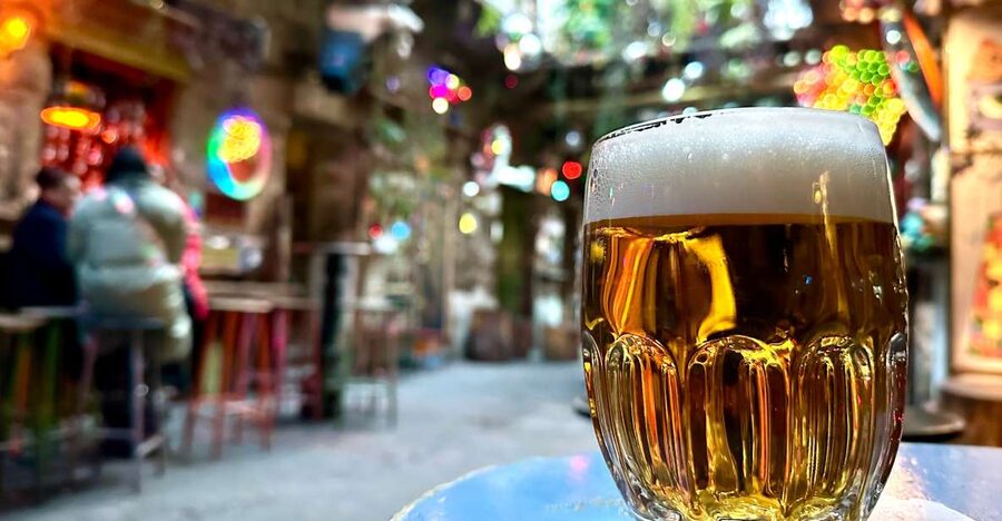 Budapest: Ruin Bar Tour - Why Budapest’s ruin bars make a good first night