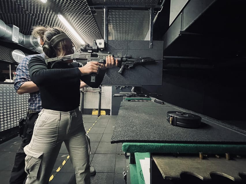 Budapest: Shooting Experience for Couples, The Perfect Date - A date with a little friendly competition