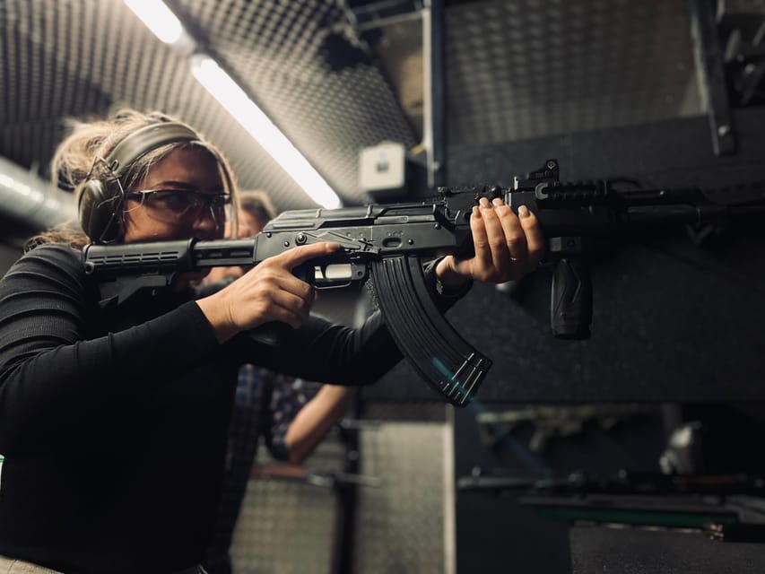 Budapest: Shooting Experience for Couples, The Perfect Date - Why beginners can enjoy it