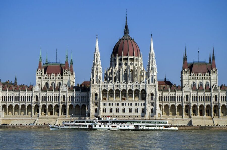 Budapest: Sightseeing Cruise on the Danube - Matthias Church, Buda Castle, and Fisherman’s Bastion