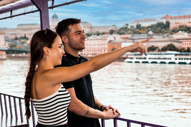 Budapest Sightseeing with Drink Included - A quick, affordable introduction to Budapest