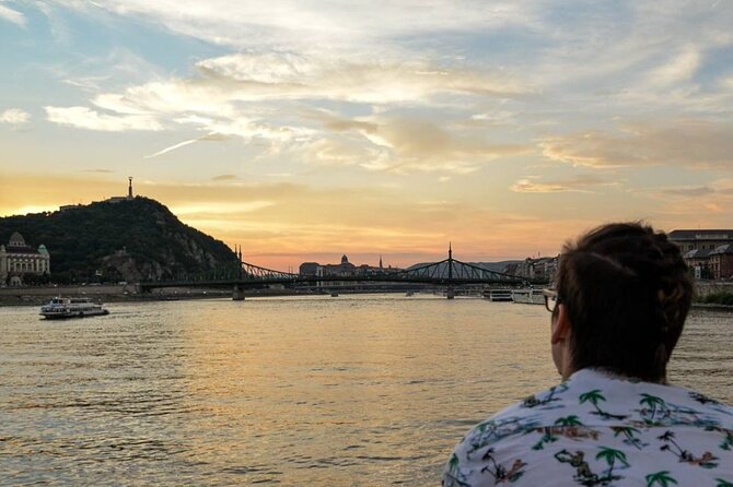 Budapest Sip and Sail Danube Cruise with Unlimited Prosecco - Why this cruise works as an evening opener