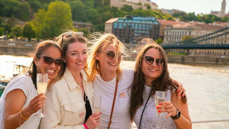Budapest: Sip and Sail River Cruise with Unlimited Prosecco - Fisherman’s Bastion, Buda Castle, and the Chain Bridge