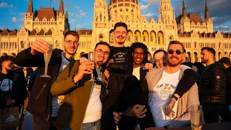 Budapest: Sip and Sail River Cruise with Unlimited Prosecco - Müpa, the National Theatre, and Bálna Budapest
