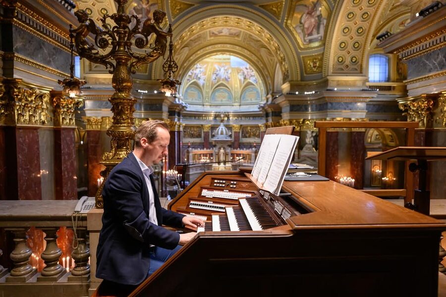Budapest: St.Stephen's Basilica Grand Organ Concert Tickets - Is $61 a fair price?