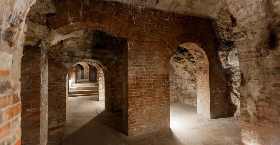 Budapest: The WWII Siege of Buda Castle & Bomb Shelter Tour - Why the Siege of Budapest matters