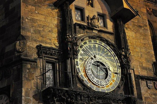 Budapest to Prague Private transfer with 2 hour sightseeing stop - Mikulov, Lednice, and Sonberk for a different kind of stop