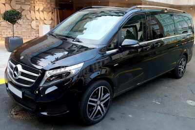 Budapest to Vienna Private Transfer in a Luxury Car