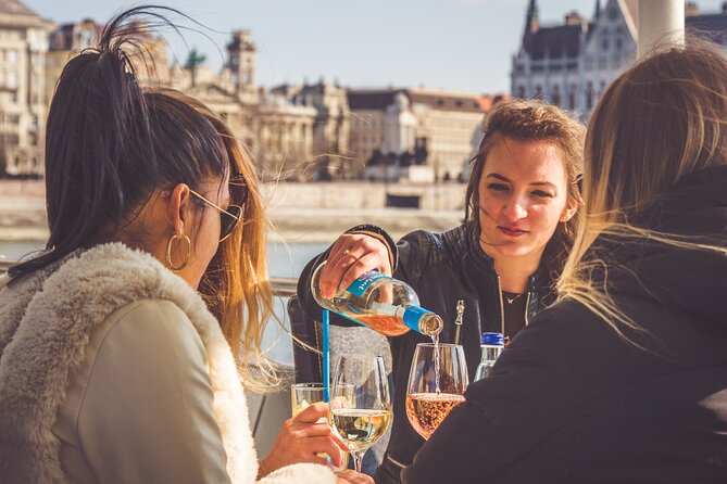Budapest Unlimited Prosecco and Wine Cruise Day or Sunset Option - The Danube views, from Margaret Bridge to Bálna