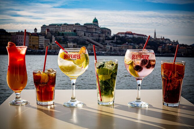 Budapest Unlimited Prosecco and Wine Cruise Day or Sunset Option - Who will enjoy this cruise most?