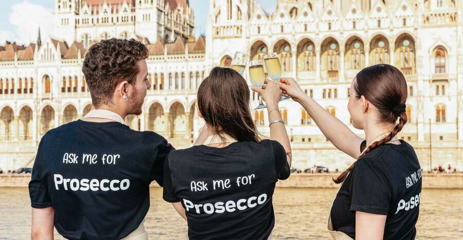 Budapest: Unlimited Prosecco, Beer and Aperol Spritz Cruise - Is the cruise good value at $28?