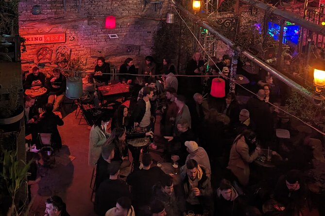 Budapest Vibe: Ruin Bars, Street Art and Culture Tour - Finishing with langos on Wesselényi Street