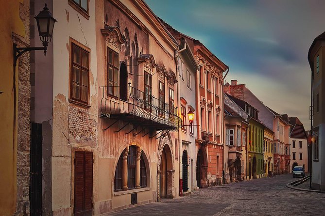 Budapest-Vienna One-Way Sightseeing Transfer - The real cost: transport, time, and convenience