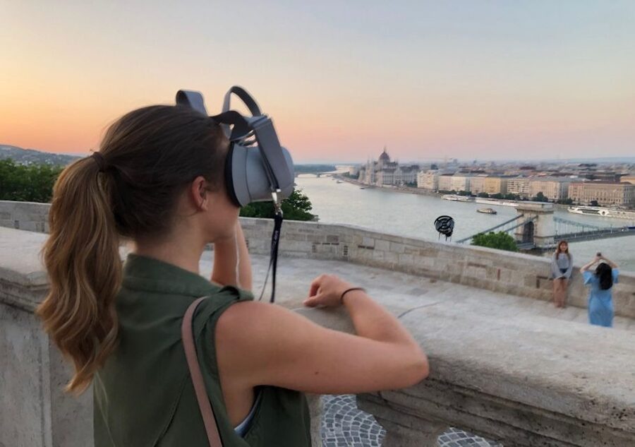 Budapest: Virtual Reality Tour in 8 Languages - The 1956 Hungarian Revolution through VR