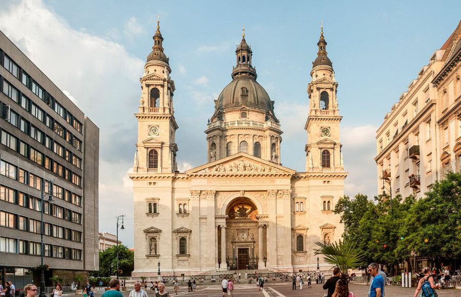 Budapest: Walking Tour in German - Buda Castle and the Royal Palace