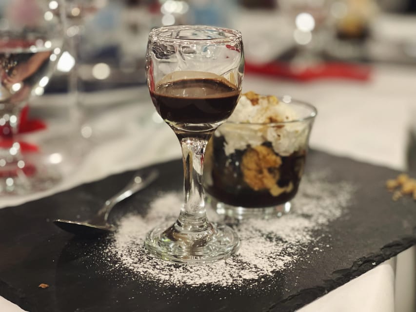 Budapest: Wine & Dine Cruise on the Danube - The five details that shape the evening