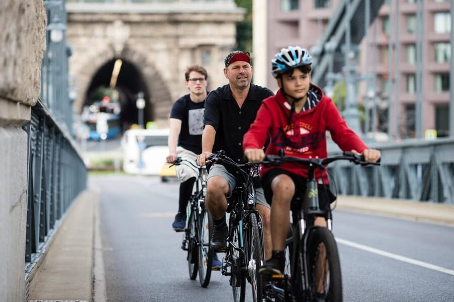 Choose a bicycle and make your own tour in Budapest-24 hrs - Starting beside the Ferenc Liszt University of Music
