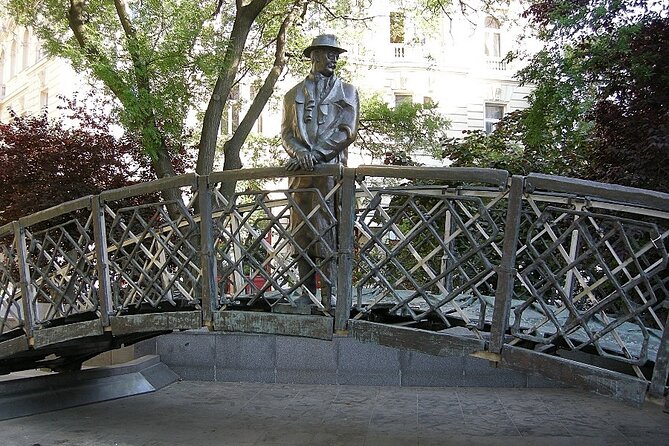 Communism in Budapest: Private Tour with House of Terror Museum - Bem József Square and the memory of 1956
