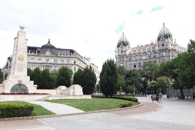 Comprehensive sightseeing tour - Price, transport, and the real value