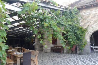 Countryside Half-day Gastro-Wine Tour from Budapest Meal & pickup