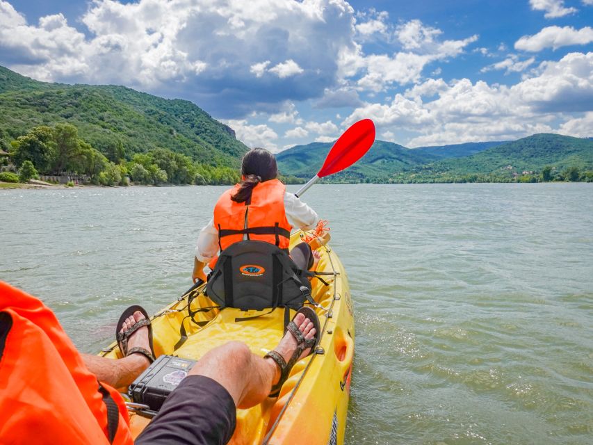 Danube Bend Hiking and Kayaking Adventure - From the trail to the Danube