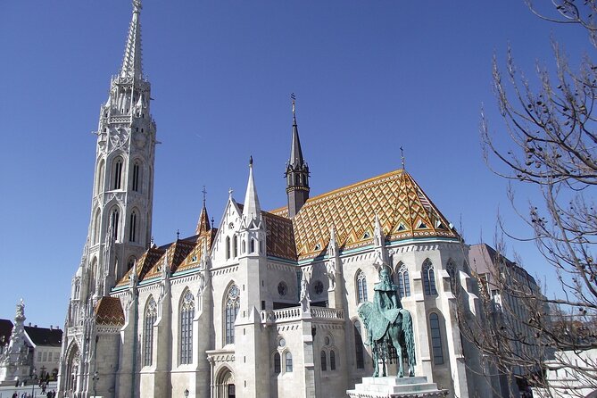 Essential Walking Tour - Fisherman’s Bastion and its Danube panorama