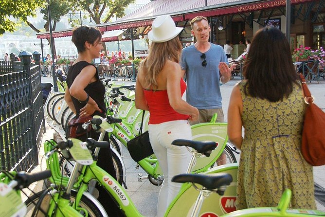 Explore Budapest from the Local's Perspective - Public Transportation Tour - Buda Castle and the choice of route