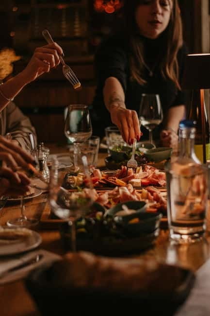 Food and Wine Tasting in Budapest by the Basilica - Should you book Food and Wine Tasting in Budapest by the Basilica?