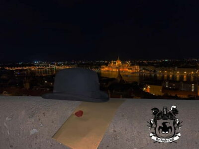 FoolsCode: EscapeRoom/Sightseeing tour with Actor Tourguide