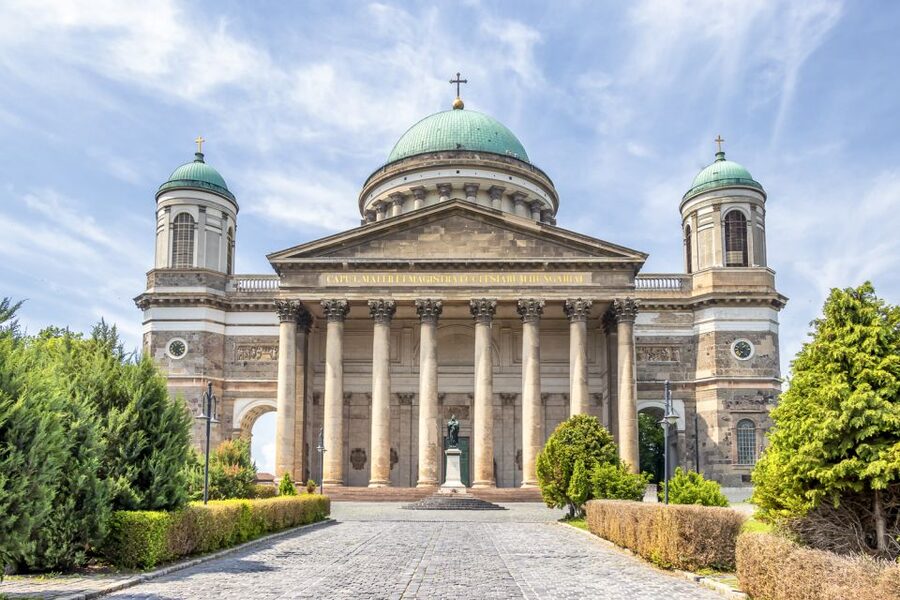 From Budapest: Danube Bend Day Trip in English - Key points to know before booking