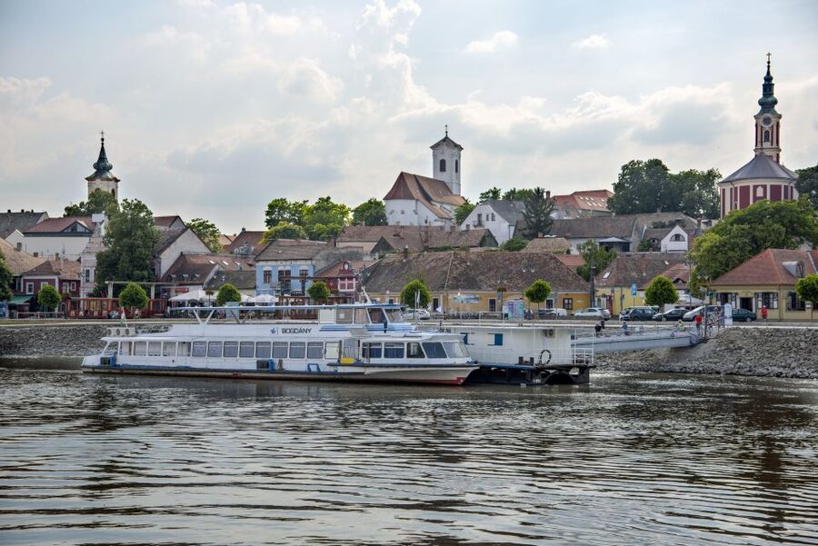 From Budapest: Danube Bend Day Trip in English - Szentendre’s baroque lanes and river viewpoint