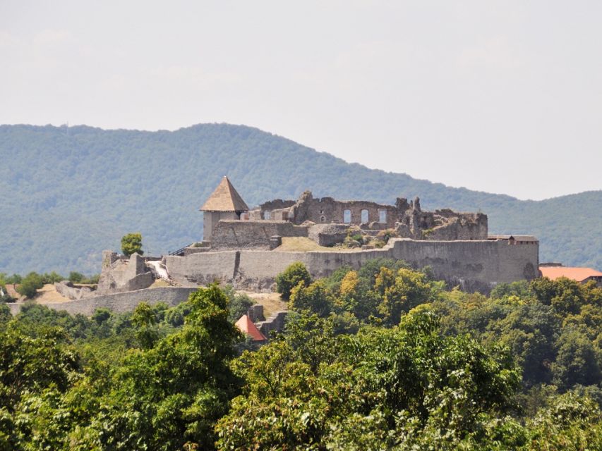 From Budapest: Full-Day Danube Bend Tour with Lunch - Szentendre, the Artist’s Village