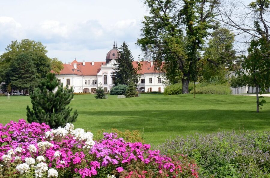 From Budapest: Gödöllő Royal Palace Tour - Should You Book the Gödöllő Palace Tour?