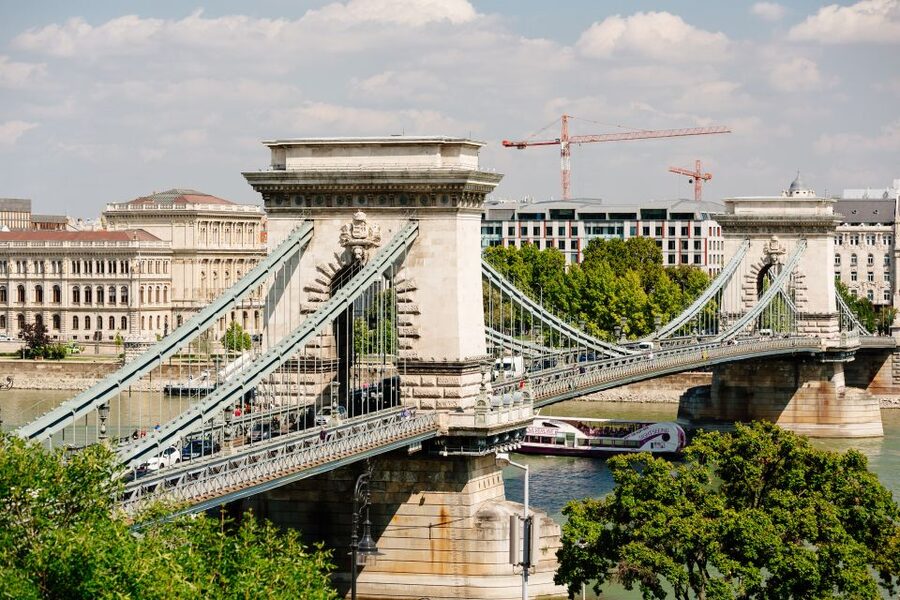 From Vienna: Guided Day Trip to Budapest - Key points at a glance