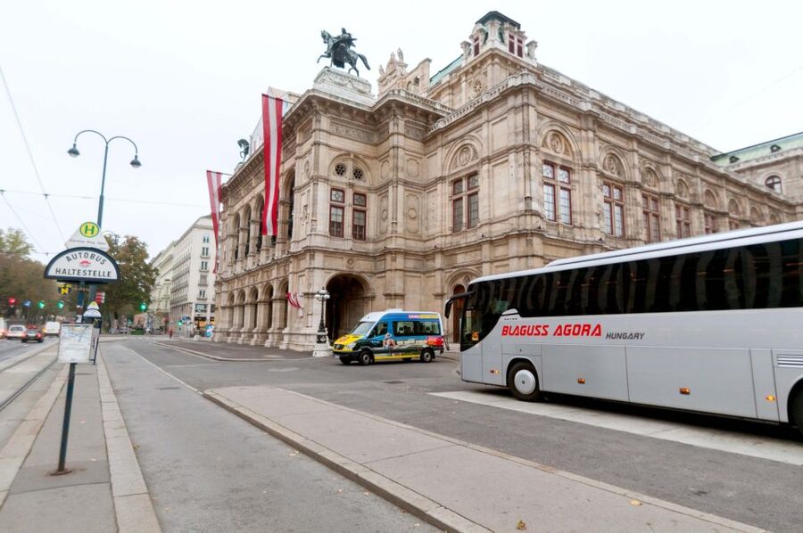 From Vienna: Guided Day Trip to Budapest - Is $163 a fair price?