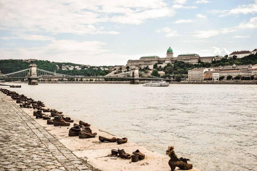 Full Day Budapest City Tour with Lunch, Wine & Dessert - Key points to know before booking