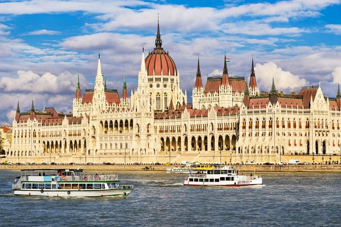 Full Day Private Budapest City Tour With Lunch and Cruise option - Fisherman’s Bastion and Buda Castle