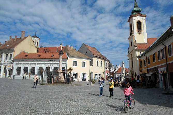 Godollo Sisi Castle and Szentendre Full-Day Private Tour from Budapest - Szentendre’s Main Square and cobbled lanes