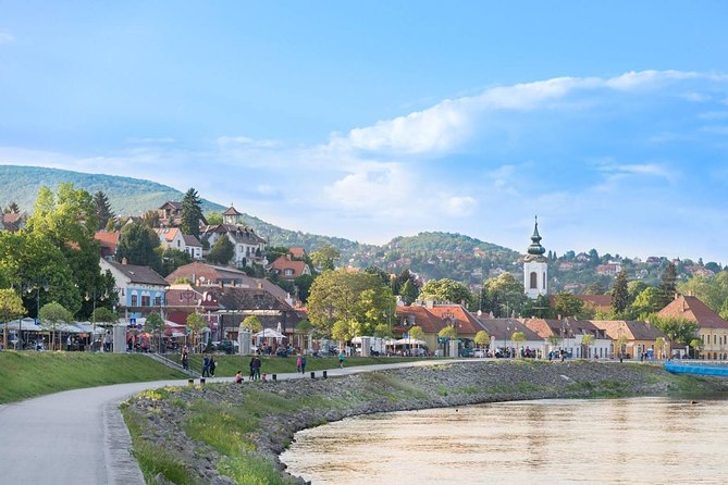 Godollo Sisi Castle and Szentendre Full-Day Private Tour from Budapest - What the private guide adds