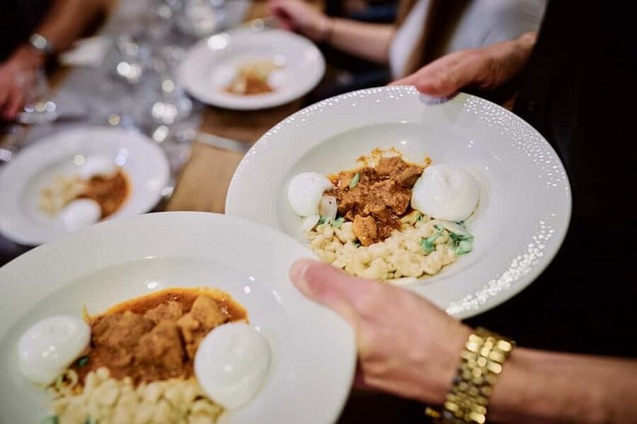 Guided Tipsy Food Tour with Drinks Included in Budapest - Key points at a glance