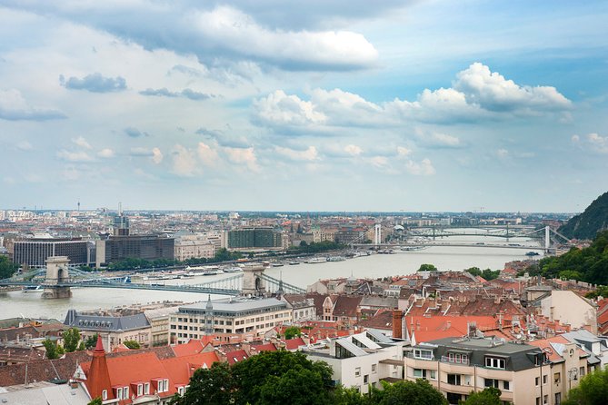 Guided Tour in Budapest Castle District - The guides make or break the experience
