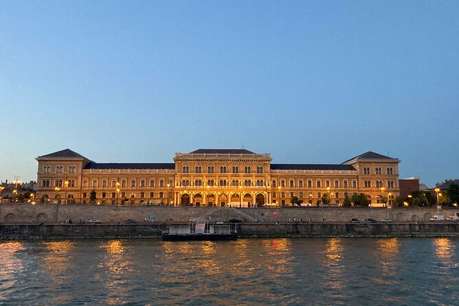 Half day Budapest city tour by car / minivan - Andrássy Avenue returns with the Opera House and St. Stephen’s Basilica