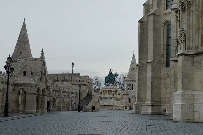 Historical and Cultural Guided Tour of Budapest - St. Stephen’s Basilica connects faith and national identity