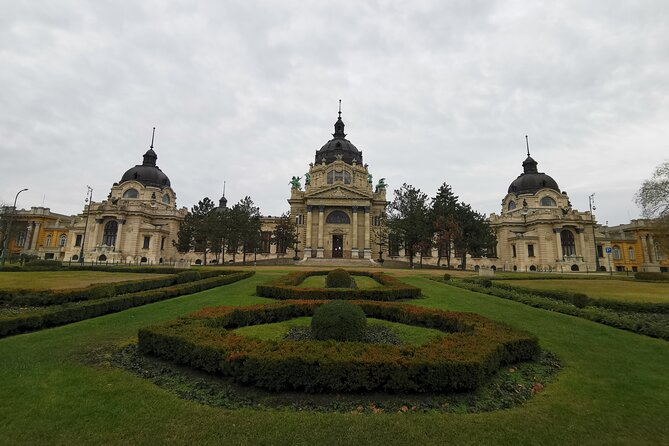 Historical and Cultural Walking Tour in Budapest - The Hungarian State Opera House