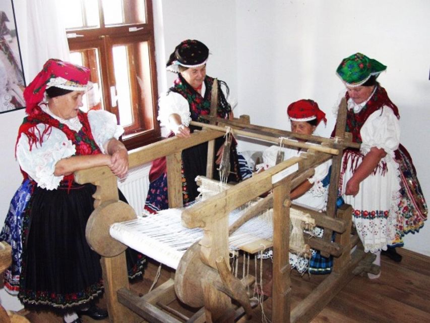 Hollókő Ethnographic Village: Day Tour from Budapest - Easter, weddings, and the best time to go