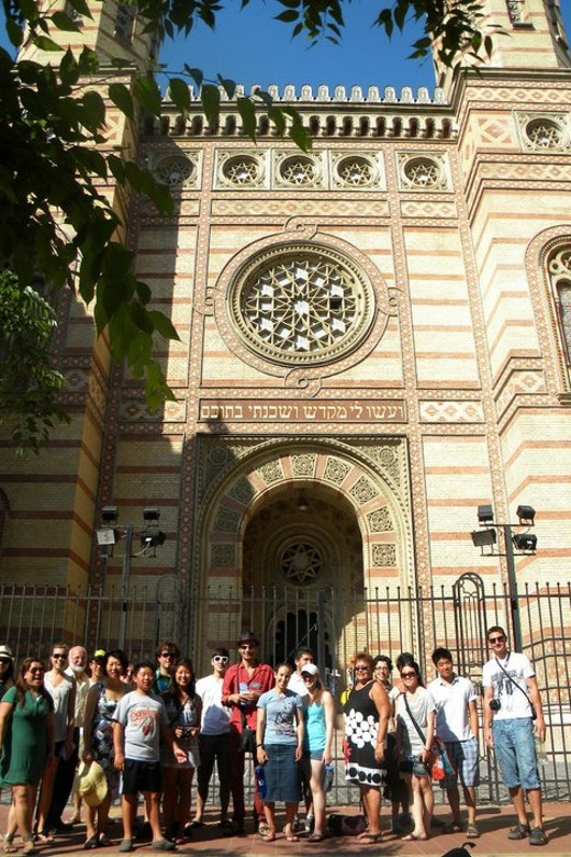 Jewish Quarter of Budapest Walking Tour - Key Points Before You Book