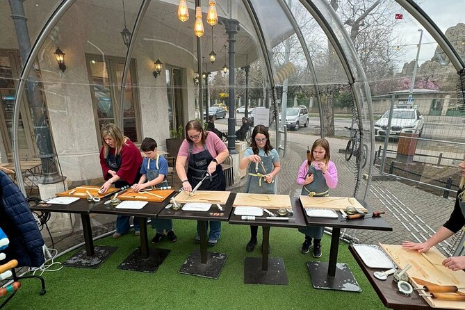 Kürtőskalács: Chimney Cake Workshop in City Park Budapest - Who Should Book This Experience?