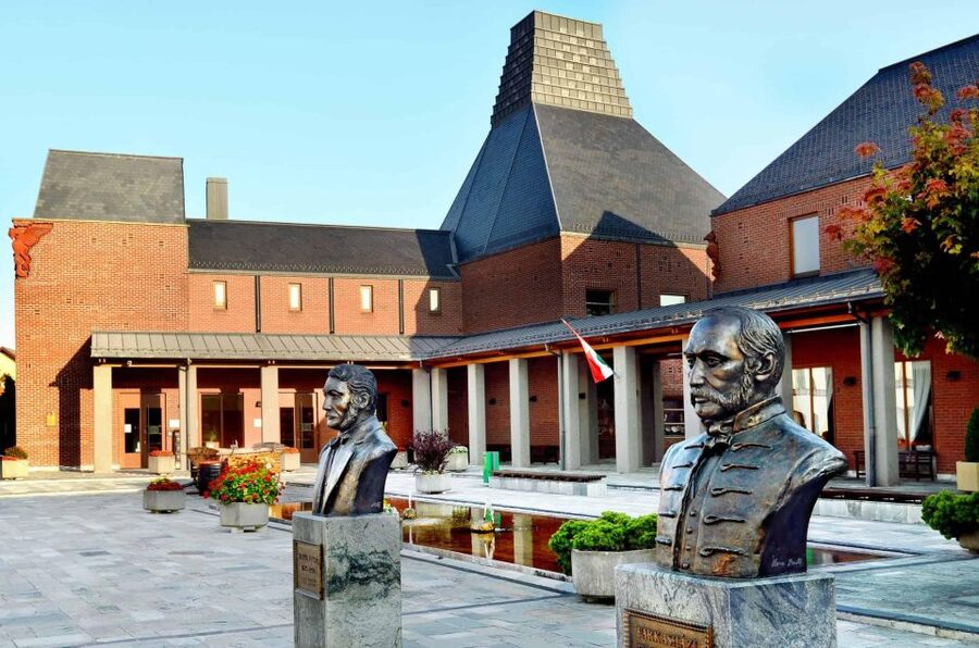 Lake Balaton and Herend Guided Tour - Balatonfüred’s promenade and spa-town elegance