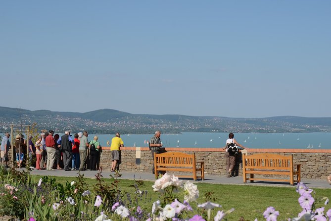Lake Balaton & Cruise - Meeting at Báthory utca 19