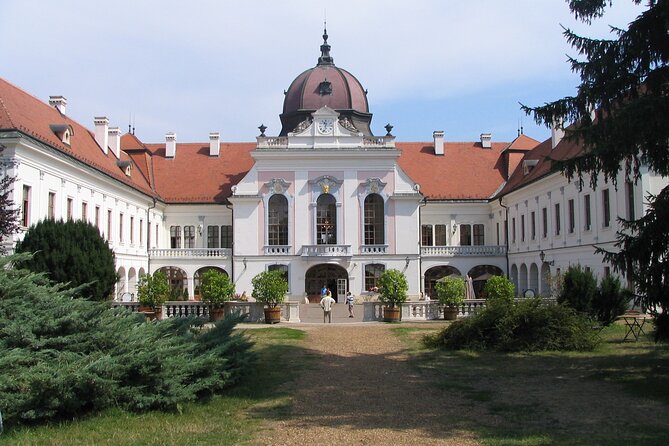 Legacy of Sissi Royal Palace of Godollo Tour with Cake and Coffee - What $171.83 per person really buys